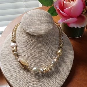 Beautiful Earth tone necklace